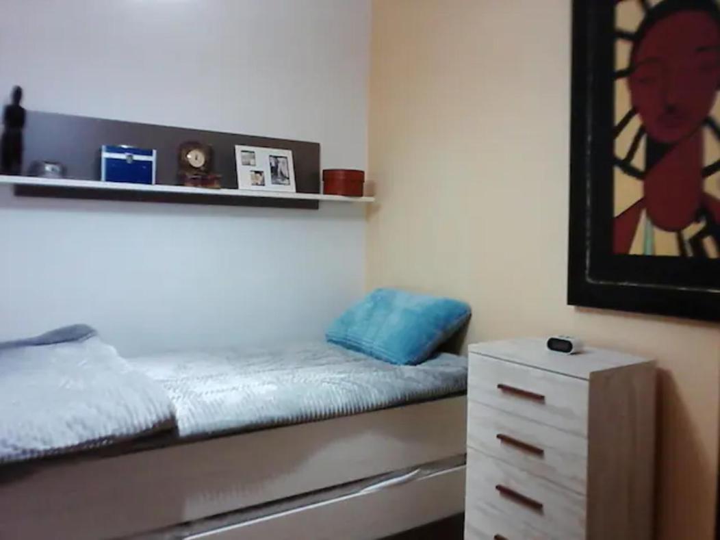 Las Golondrinas Zaragoza Habitacion Individual المظهر الخارجي الصورة