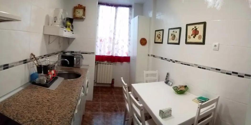 Las Golondrinas Zaragoza Habitacion Individual المظهر الخارجي الصورة
